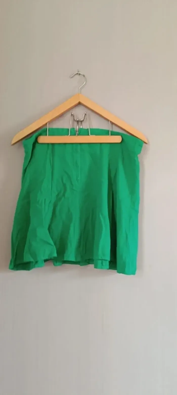 217- jupe neuve avec étiquette, zara, Taille L