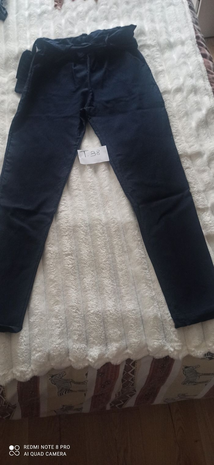 Pantalon elasthane  t. 38
