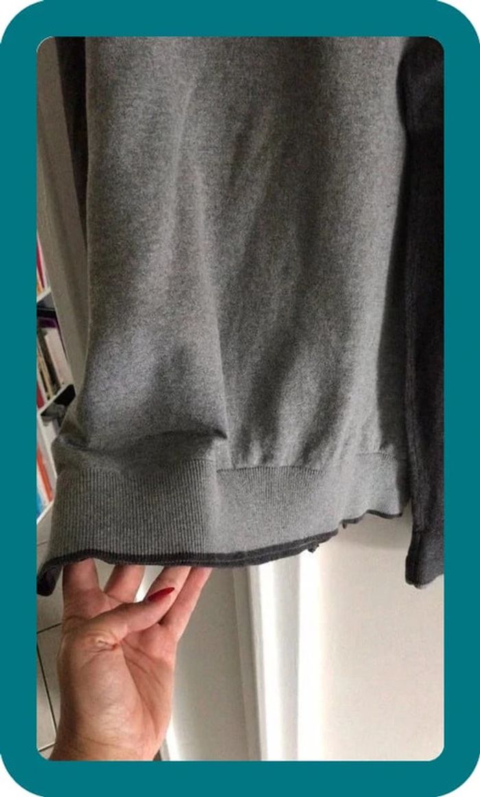 Pull Armani Col V - photo numéro 3