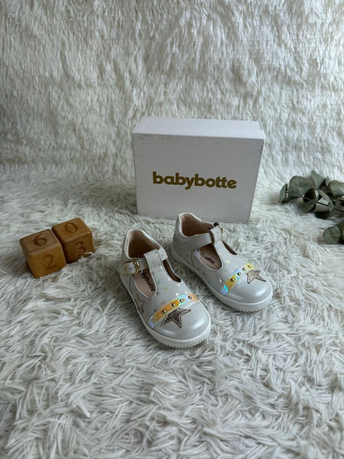 Paire de babies Babybotte taille 23