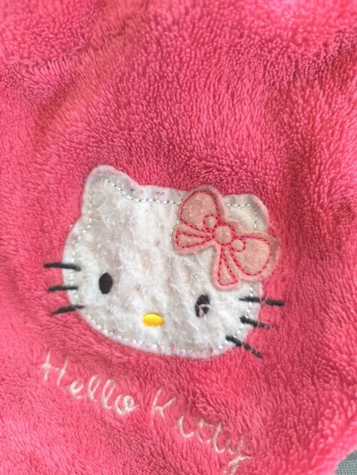 Peignoir hello kitty 2 ans - photo numéro 3