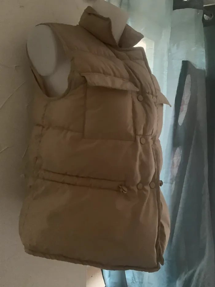 Doudoune Georgia sans manches taille M beige - photo numéro 2