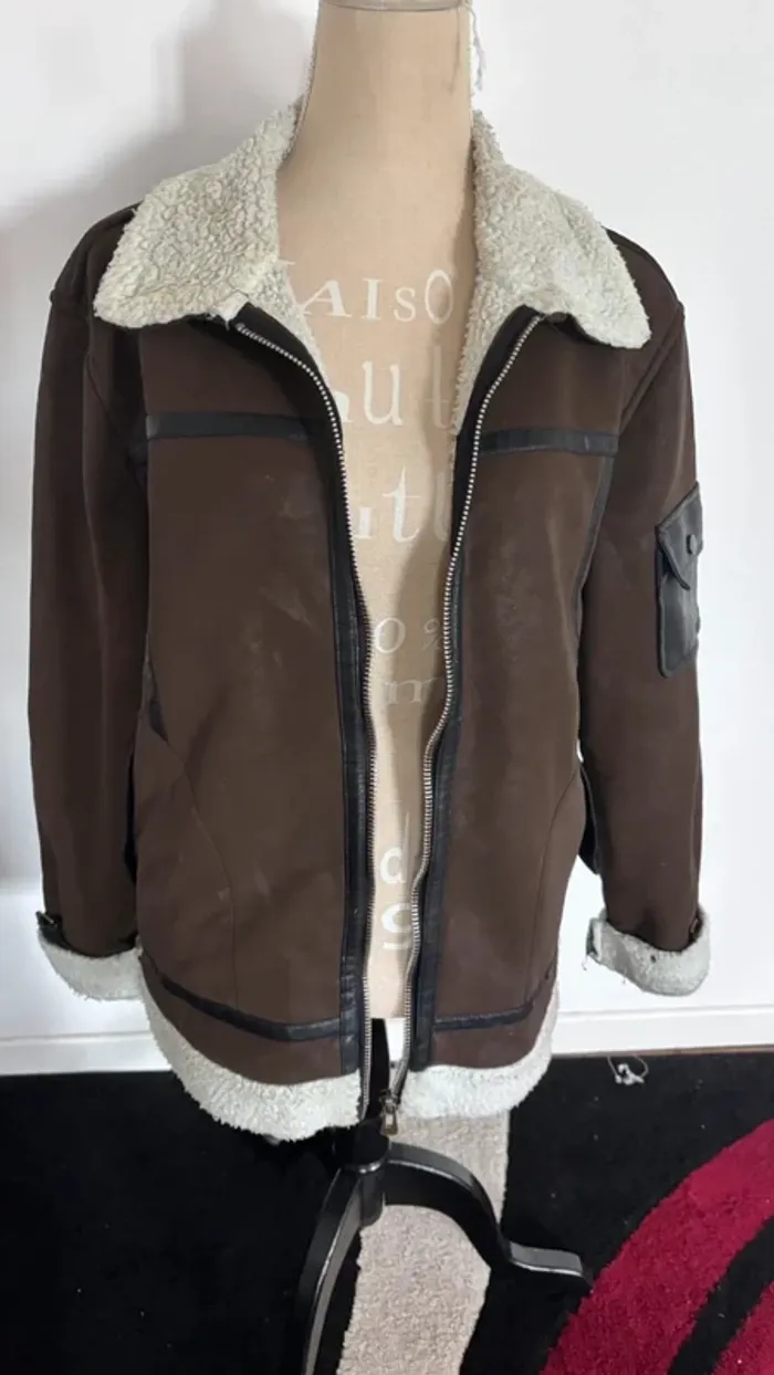 💕 blouson type aviateur marron taille 40 L