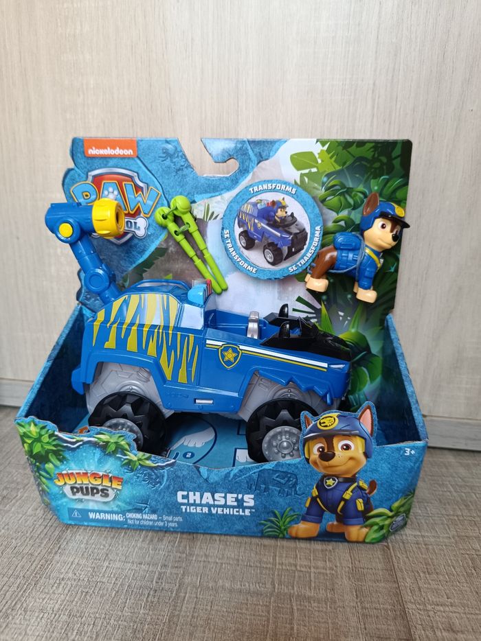 Voiture chase tiger véhicule