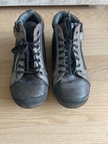 Sneakers Babybotte pointure 28