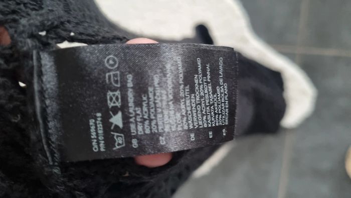 Pull haut tee shirt 3 XL noir ajouré  état neuf HM - photo numéro 8