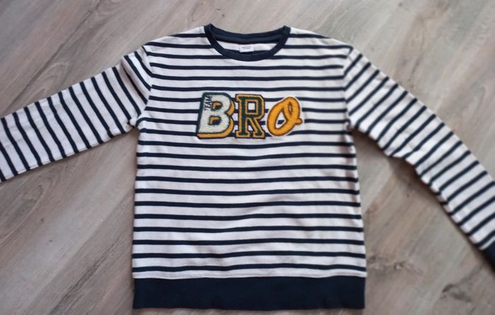 Pull 'Tape à l'œil ' 14 ans