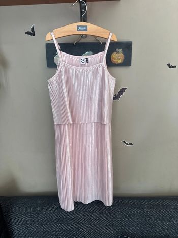 Robe fille 7-8ans 3pommes