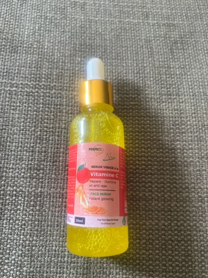 Sérum visage à la vitamine c
