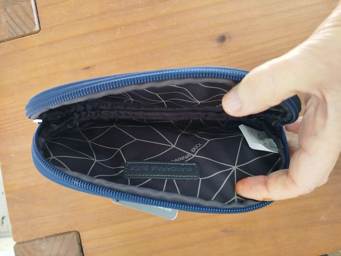 Pochette bleu marine Mandarina duck neuve - photo numéro 2