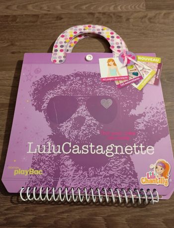 Livre d'activité sur la mode avec pochoirs