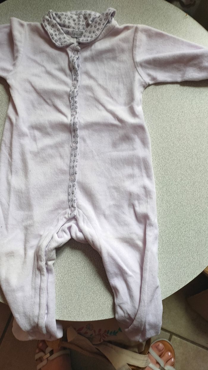 Lot 4 pyjamas 12 mois - photo numéro 8