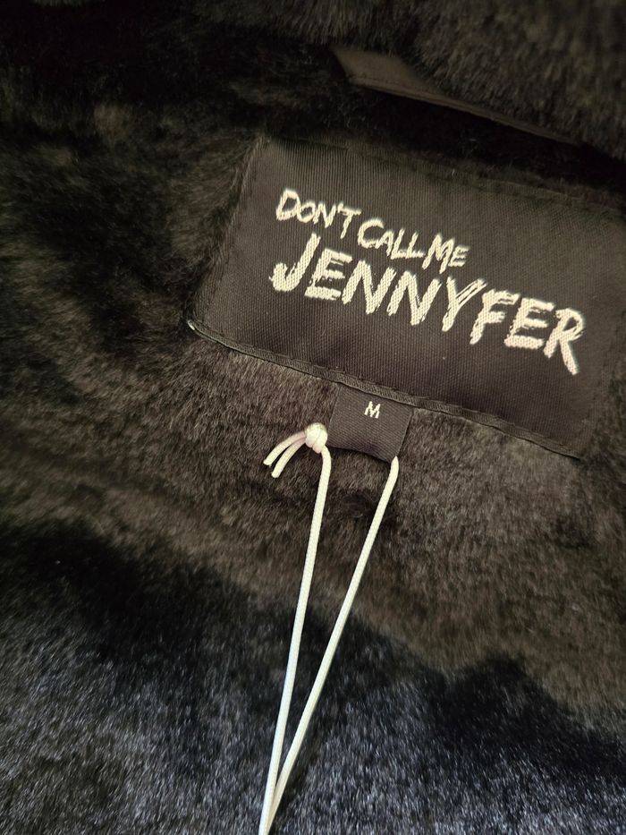 Doudoune neuve taille M marque Jennyfer - photo numéro 8