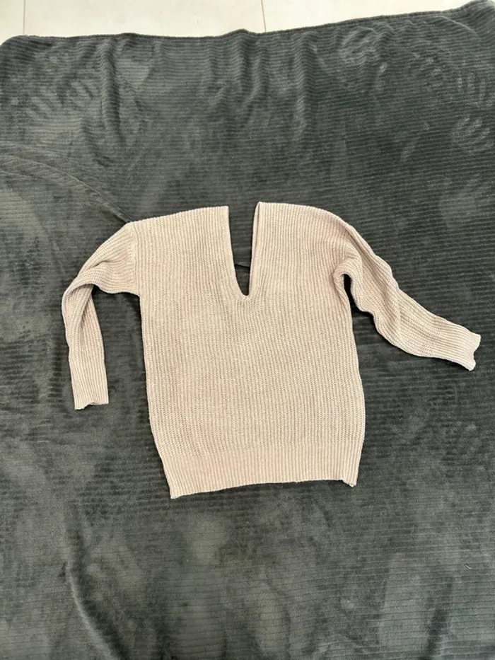 Pull femme col V - photo numéro 2