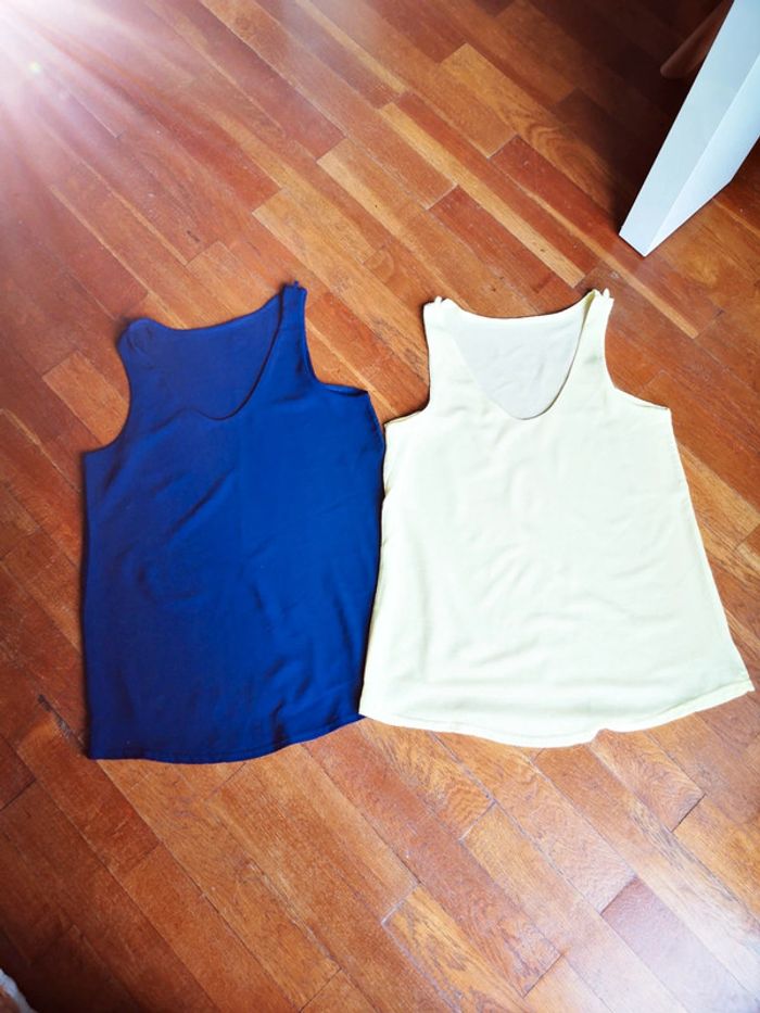 Lot 2 debardeurs bleu et jaune neuf