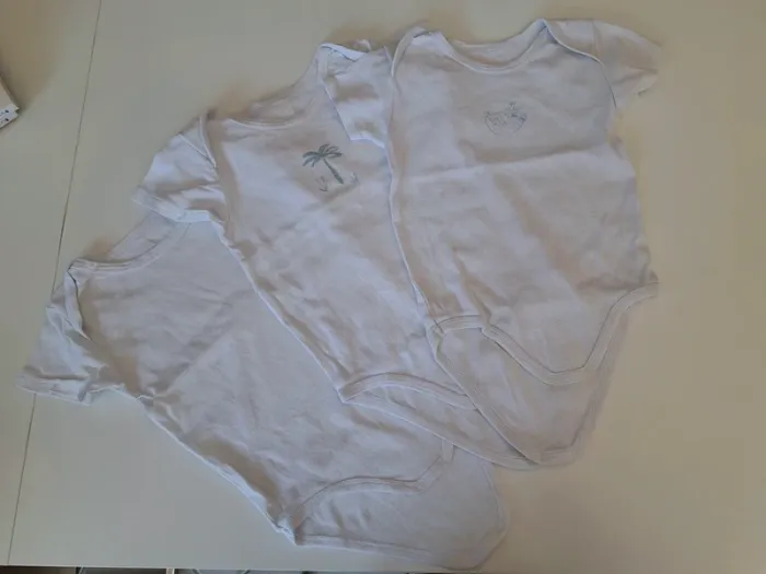 3 bodies blanc MC 3 ans Kiabi