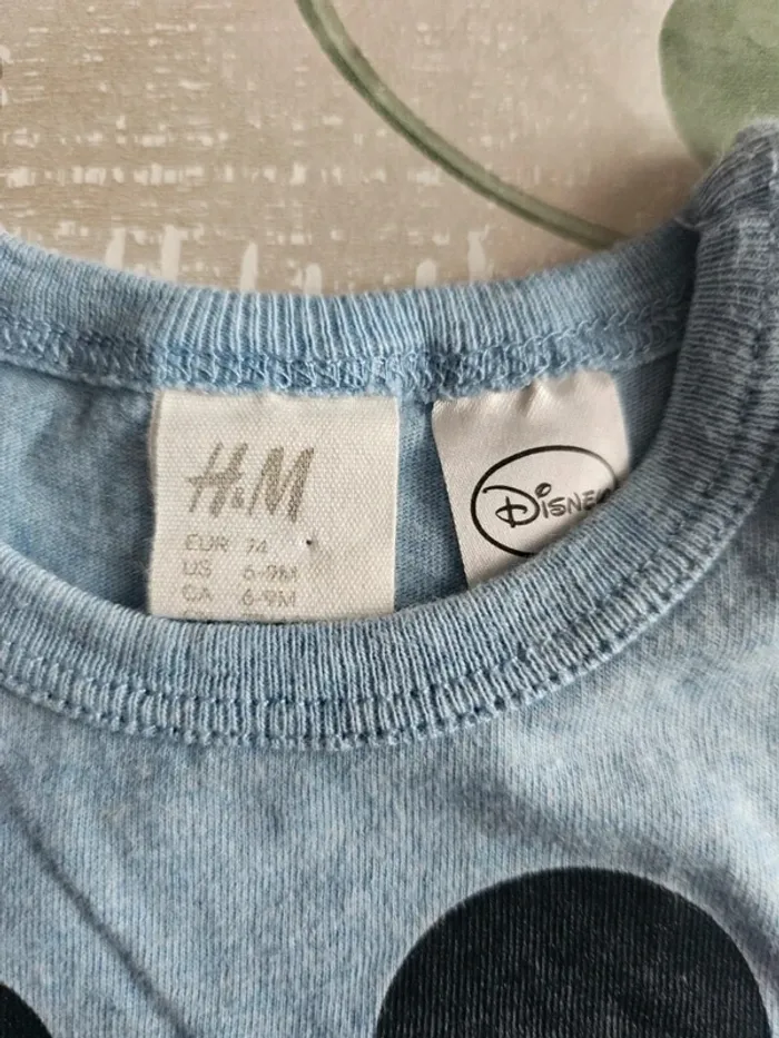 T-shirt Mickey taille 6 / 9 mois - photo numéro 3