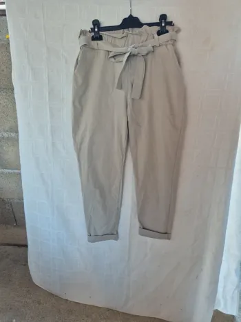 pantalon beige taille 36