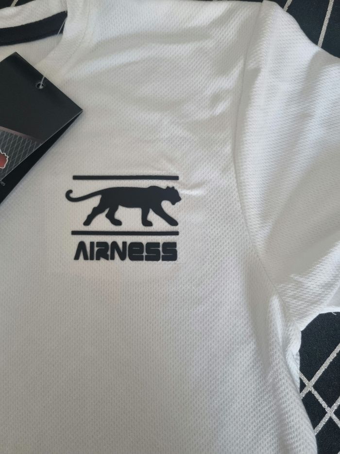 Tee-shirt airness neuf - photo numéro 4