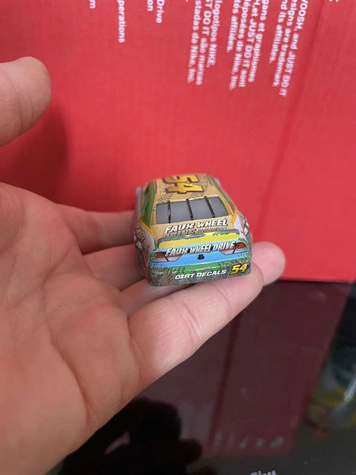 Voiture Cars 3 Tommy Highbanks Disney Pixar Mattel - photo numéro 6
