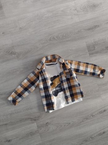 Chemise et tee shirt