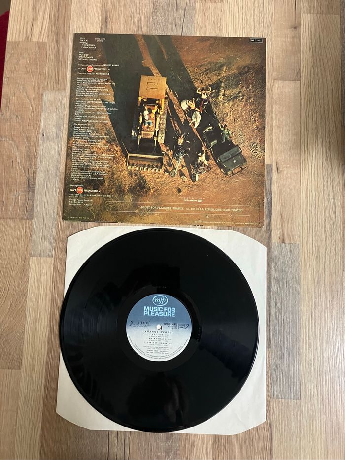 Vinyle 33 tours-Village people-YMCA - photo numéro 2