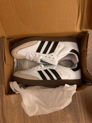 Adidas Samba blanches – Taille 37 – Très bon état
