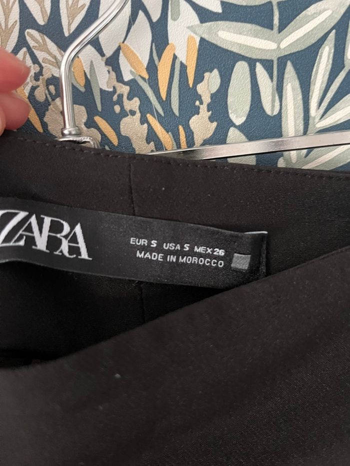 Sandales FPC noires avec boucles - photo numéro 4