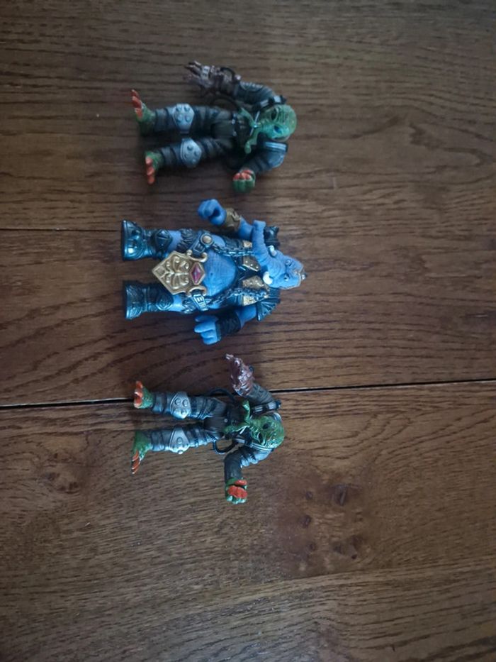 Lot de 3 figurines Chap Mei 1996 et 2001 guerriers - photo numéro 2