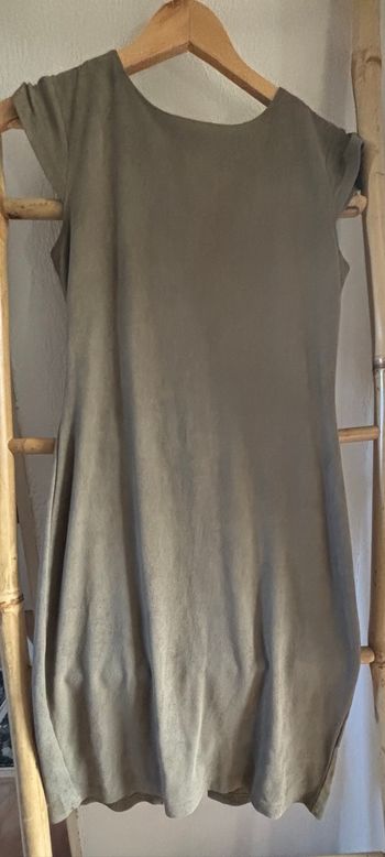 Robe moulante vert kaki