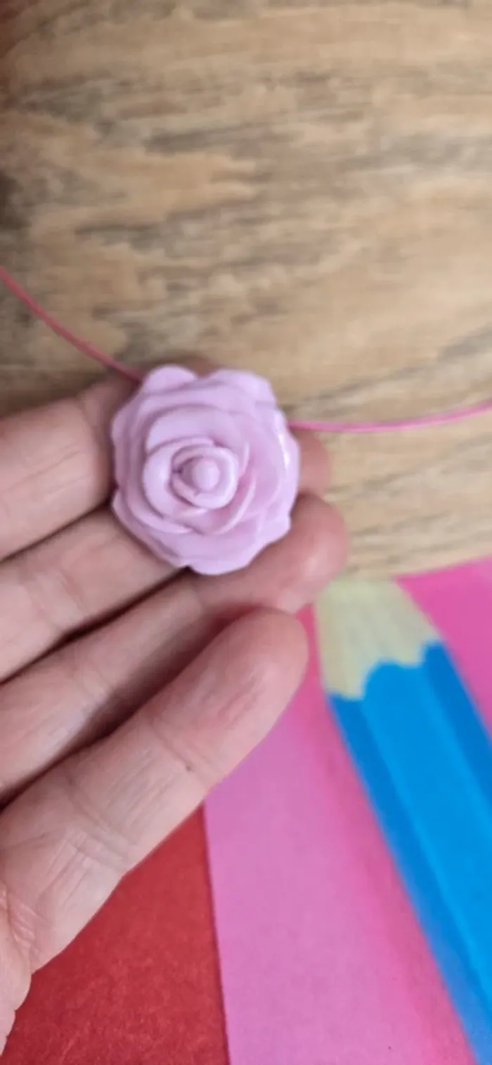 Collier rose rose fimo neuf - photo numéro 3