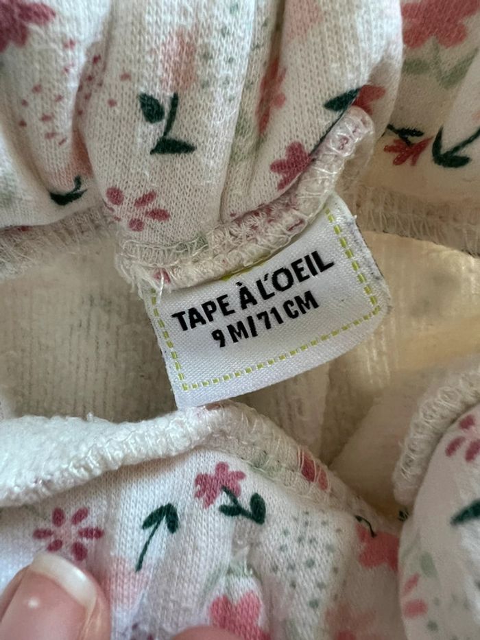 Joli pantalon blanc fleuri TAO 9 mois TBE - photo numéro 3