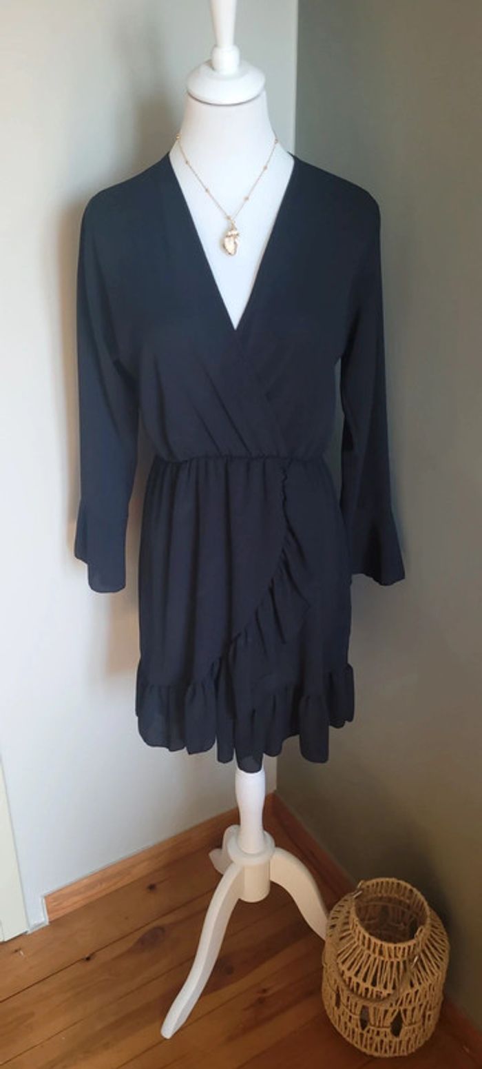 Jolie robe Vizie à volant Taille S Parfait état