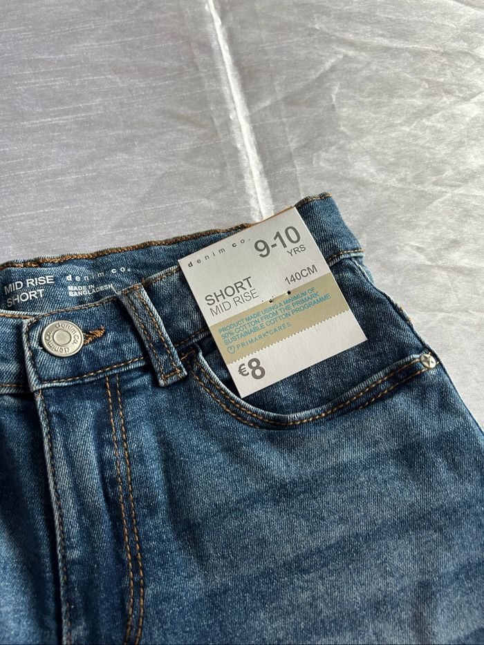 Short en jean effet déchiré - photo numéro 2