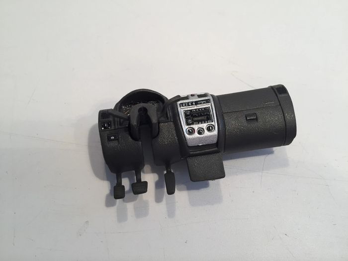 Tableau de bord pièce détachée miniature Chevrolet Colorado 2004 Maisto 1/18 1/18ème #A37