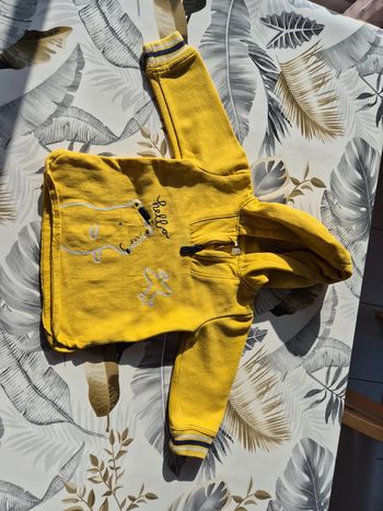 Pull bébé
