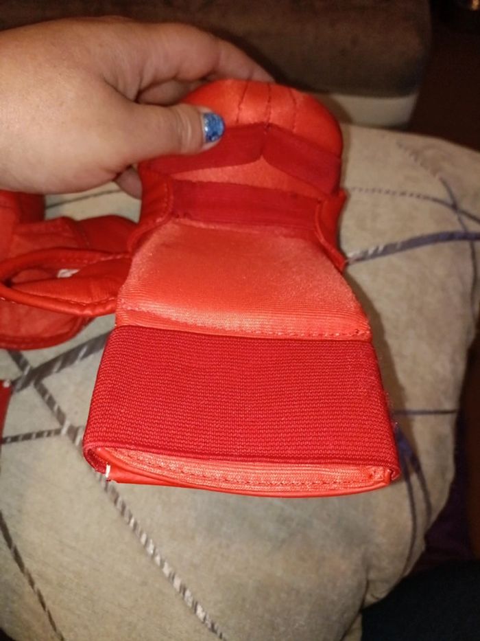Gants de boxe outshock Decathlon rouge taille XL comme neuf - photo numéro 4