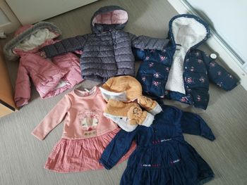 Lot vêtements bébé