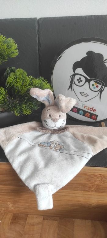 Doudou lapin beige bleu blanc train Oscar noukie's écharpe Marron Locomotive