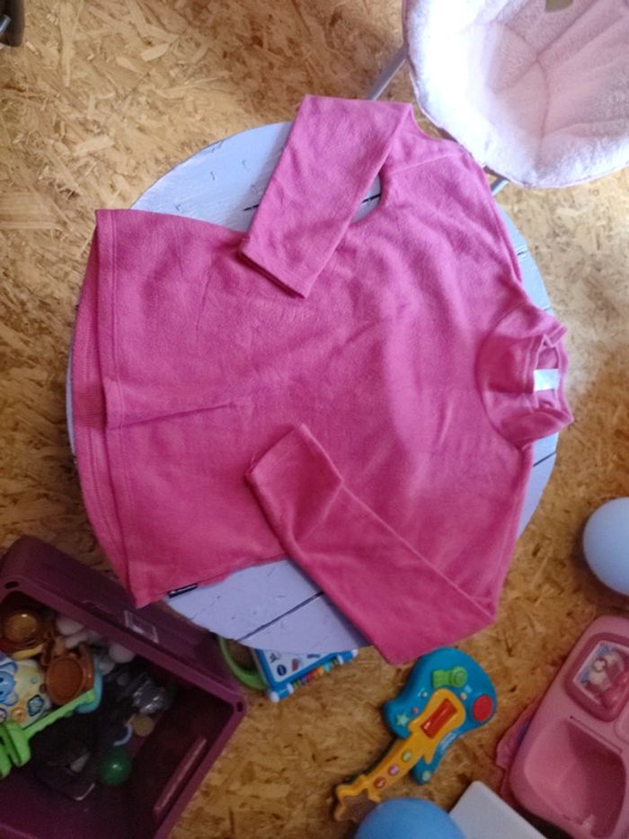 Pull rose de marque Decathlon taille 12 ans - photo numéro 2