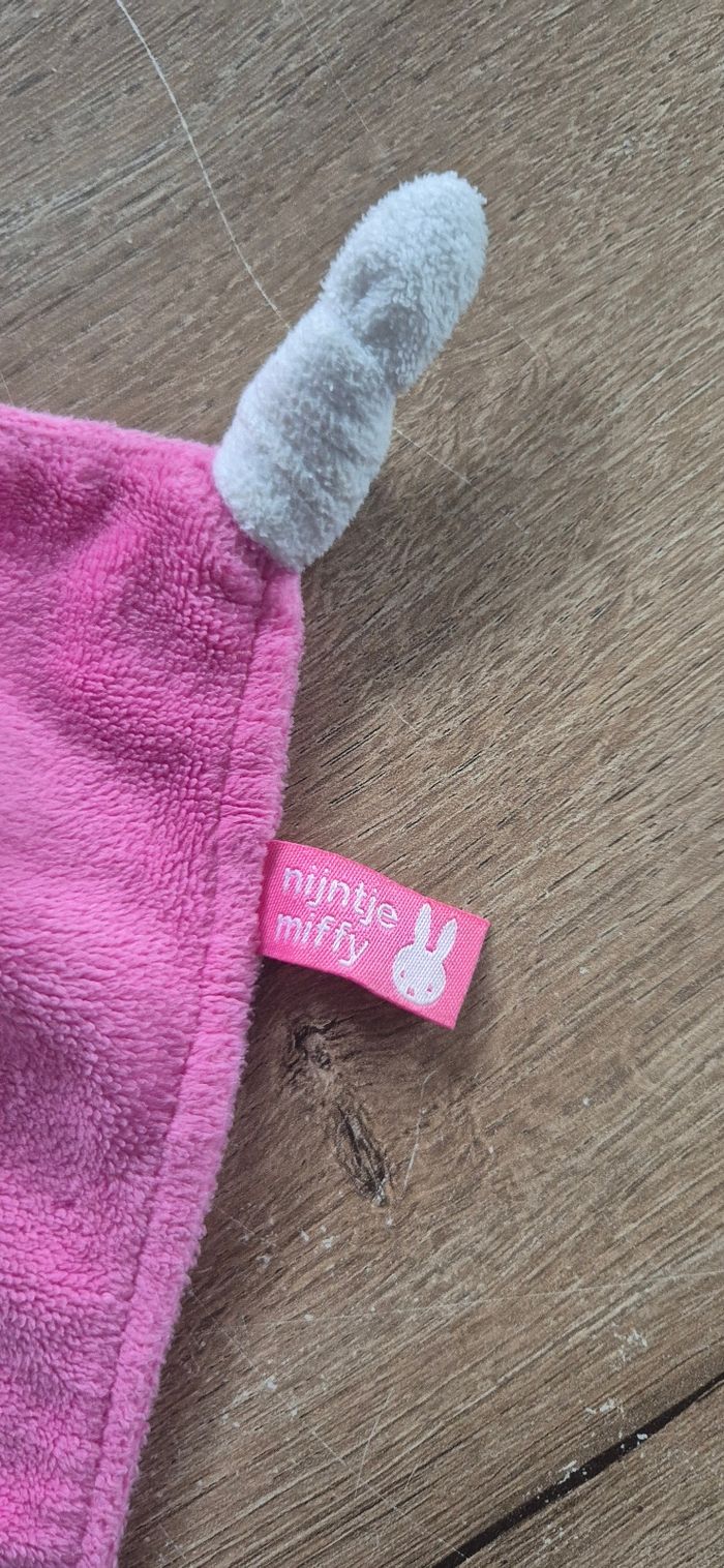 Doudou mouchoir Miffy - photo numéro 4