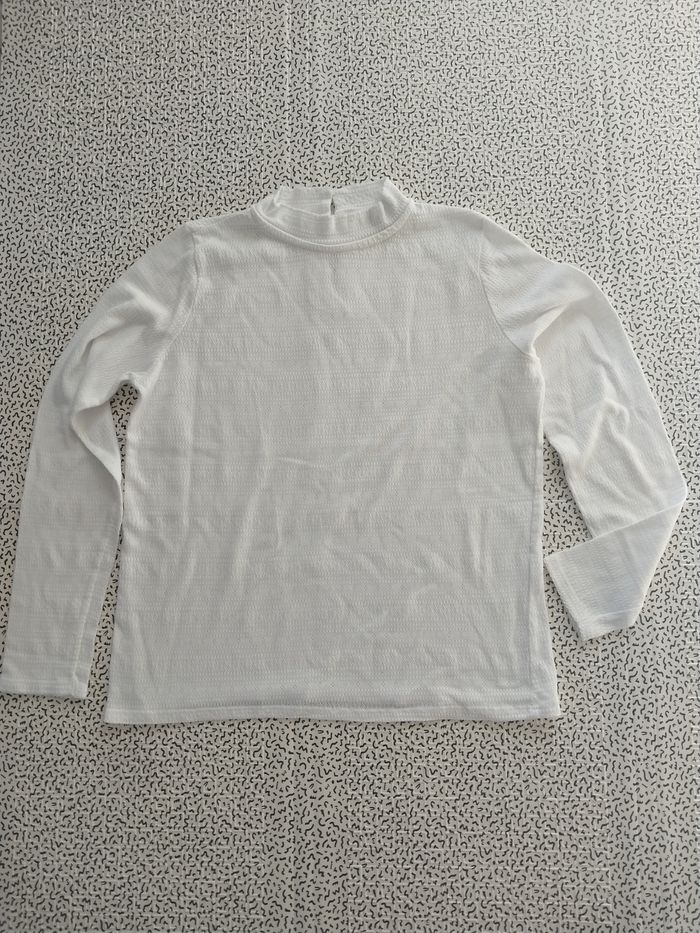 Haut blanc manches longues Kiabi – Taille M - photo numéro 6