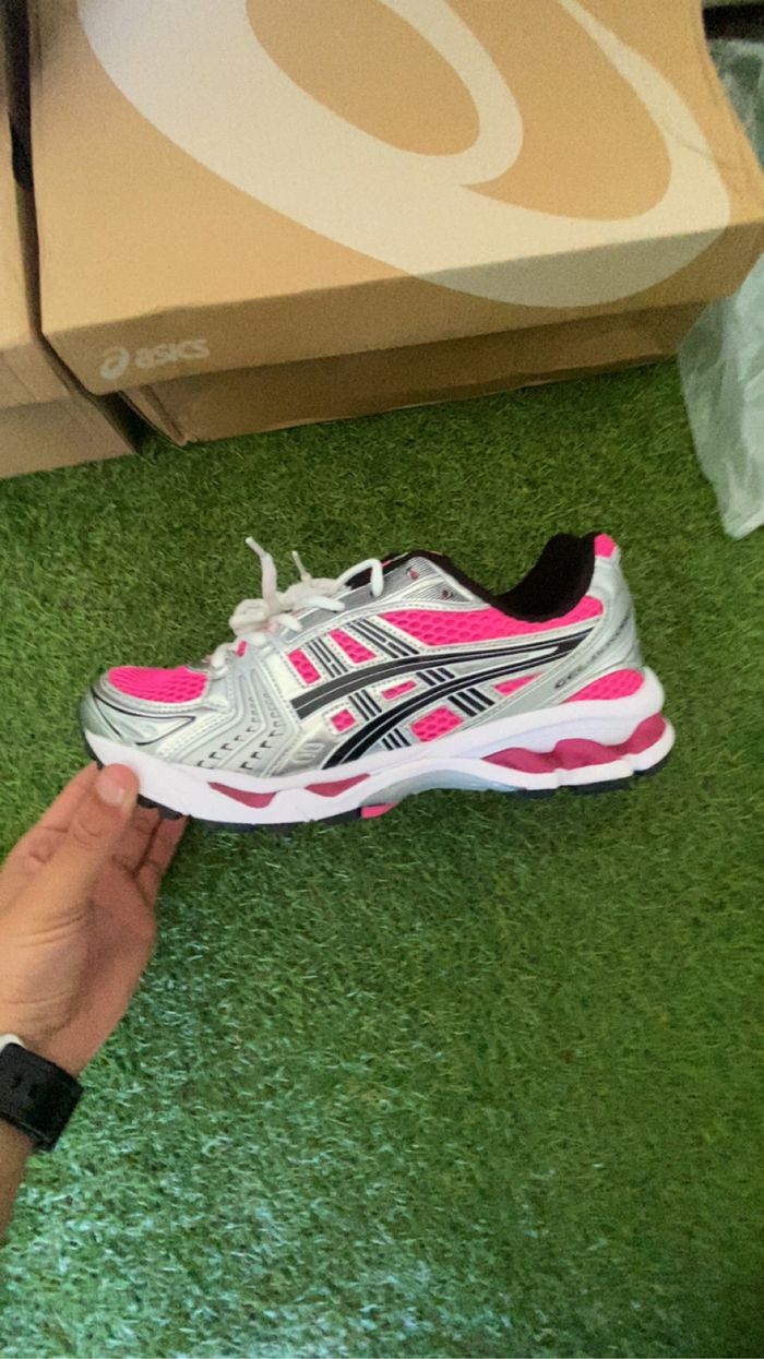 asics gel kayano 14 rose