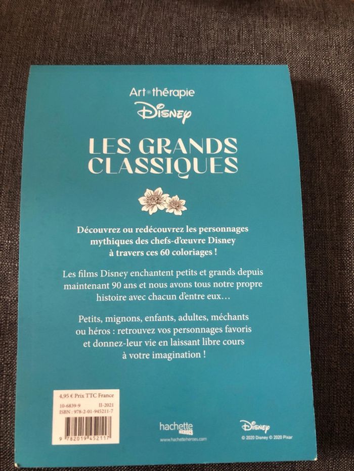 Livre de coloriage disney petit bloc grands classiques - photo numéro 2