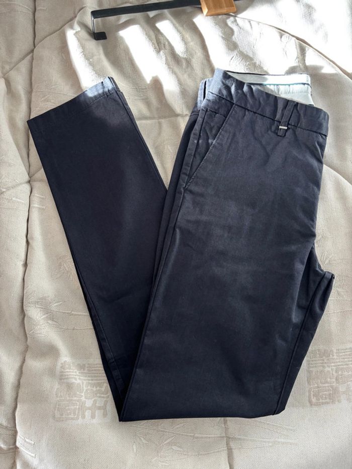 Chino noir - photo numéro 2