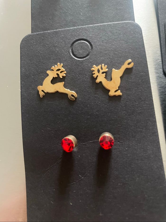 🎄 Lot de 5 paires de boucles d’oreilles de Noël🎄 - photo numéro 3