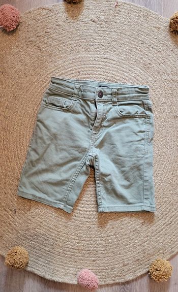 Short jean vert