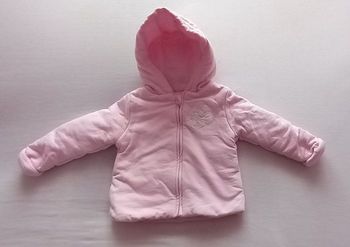 Manteau DISNEY taille 9/12 mois (80 cm)