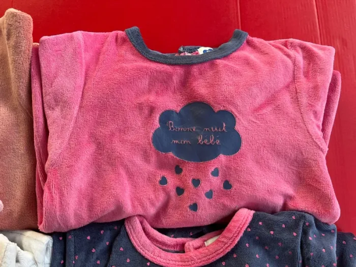 Pyjamas 24mois / 2 ans - photo numéro 3