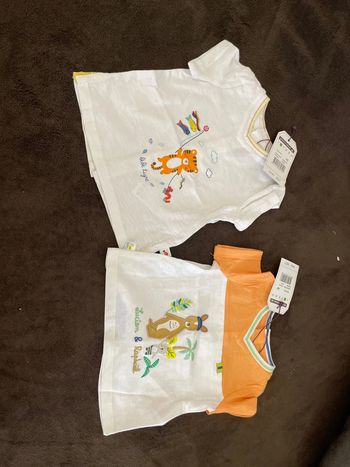 Lot de deux t-shirts neufs 6 mois Sergent Major